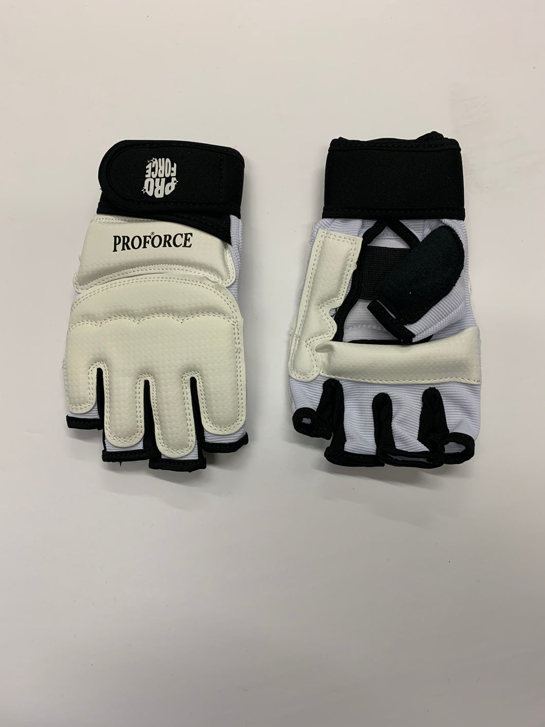 Pro Force Vinyl Gloves